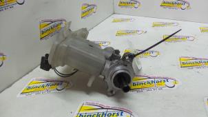 Gebruikte Hoofdremcilinder Mazda MPV (LW19/69) 2.0 CiTD 16V Prijs € 52,50 Margeregeling aangeboden door Binckhorst BV