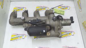 Gebruikte Inlaatspruitstuk Renault Megane II Grandtour (KM) 1.9 dCi 120 Prijs € 84,00 Margeregeling aangeboden door Binckhorst BV