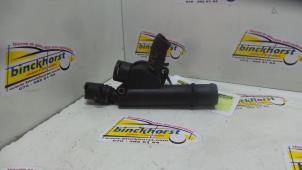 Gebruikte Thermostaathuis Volkswagen Passat (3C2) 1.9 TDI Prijs € 31,50 Margeregeling aangeboden door Binckhorst BV