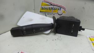 Gebruikte Knipperlicht Schakelaar Peugeot 206 (2A/C/H/J/S) 1.9 D Prijs € 19,95 Margeregeling aangeboden door Binckhorst BV