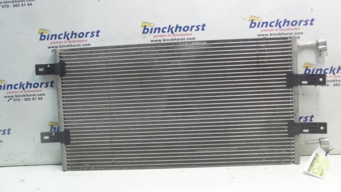 Gebruikte Airco Radiateur Renault Trafic New (FL) 2.5 dCi 16V 135 Prijs € 63,00 Margeregeling aangeboden door Binckhorst BV