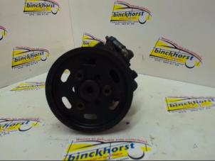 Gebruikte Stuurpomp Volkswagen Passat Variant (3B5) 1.9 TDI 110 Prijs € 36,75 Margeregeling aangeboden door Binckhorst BV