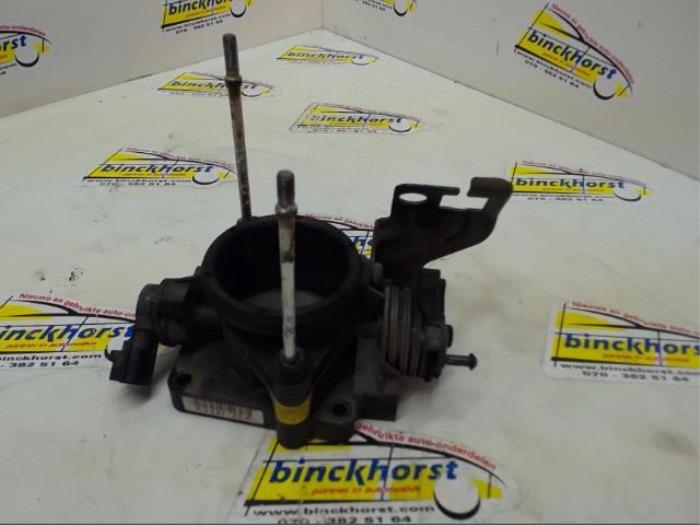 Gebruikte Gasklephuis Ford Mondeo II Wagon 2.0i 16V Prijs € 52,50 Margeregeling aangeboden door Binckhorst BV
