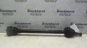 Gebruikte Homokineetas rechts-voor Volkswagen Bora (1J2) 1.9 TDI 100 Prijs € 52,50 Margeregeling aangeboden door Binckhorst BV