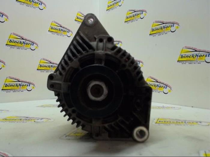 Gebruikte Dynamo Renault Megane Scénic (JA) 2.0 RT Prijs € 42,00 Margeregeling aangeboden door Binckhorst BV