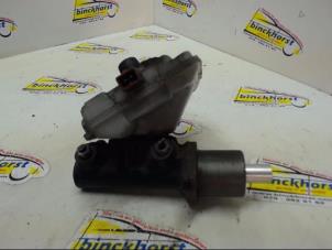 Gebruikte Hoofdremcilinder Peugeot 106 I 1.1 i XN,XR,XT Prijs € 31,50 Margeregeling aangeboden door Binckhorst BV
