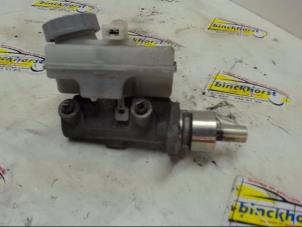 Gebruikte Hoofdremcilinder Opel Agila (A) 1.2 16V Prijs € 26,25 Margeregeling aangeboden door Binckhorst BV