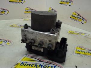 Gebruikte ABS Pomp Renault Twingo (C06) 1.2 Prijs € 52,50 Margeregeling aangeboden door Binckhorst BV