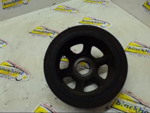 Gebruikte Krukas Poelie Mercedes CLK (R208) 3.2 320 V6 18V Prijs € 31,50 Margeregeling aangeboden door Binckhorst BV