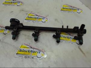 Gebruikte Injector brug Renault Laguna II (BG) 1.8 16V Prijs € 84,00 Margeregeling aangeboden door Binckhorst BV