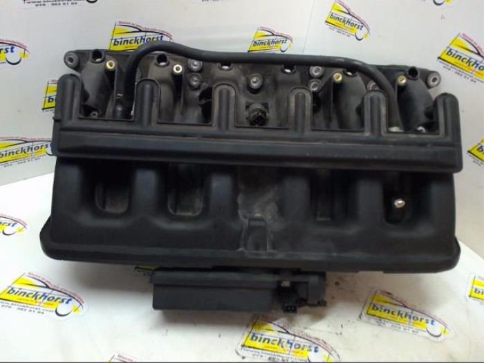 Gebruikte Spruitstuk Inlaat BMW 5 serie (E39) 520i 24V Prijs € 78,75 Margeregeling aangeboden door Binckhorst BV