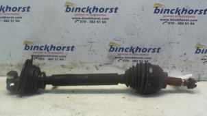 Gebruikte Steekas links-voor Renault Laguna II Grandtour (KG) 2.0 16V Turbo Prijs € 26,25 Margeregeling aangeboden door Binckhorst BV