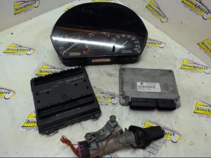 Gebruikte Contactslot + computer Skoda Fabia (6Y2) 1.4i Prijs € 157,50 Margeregeling aangeboden door Binckhorst BV