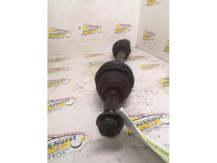 Gebruikte Aandrijfas links-voor Ford Focus 1 Wagon 1.8 TDdi Prijs € 36,75 Margeregeling aangeboden door Binckhorst BV