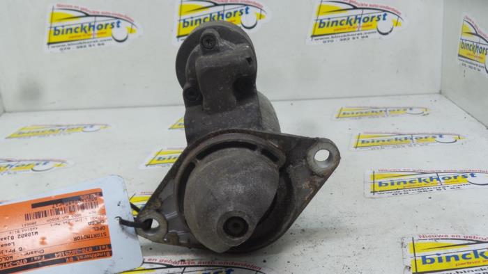 Gebruikte Startmotor Opel Omega B (25/26/27) 3.0i V6 24V Prijs € 36,75 Margeregeling aangeboden door Binckhorst BV