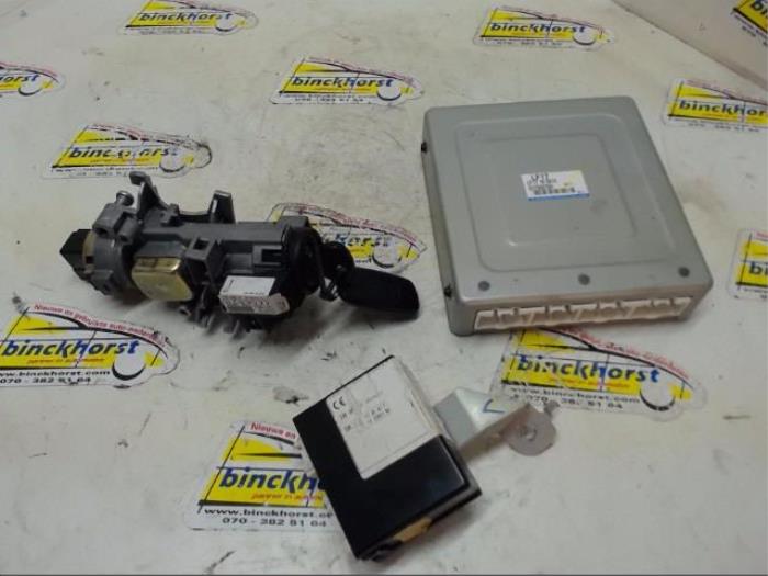 Gebruikte Kontaktslot + computer Mazda 6 (GG12/82) 2.0i 16V Prijs € 103,95 Margeregeling aangeboden door Binckhorst BV