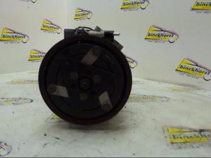 Gebruikte Pomp Airco Renault Kangoo Express (FC) 1.9 D 65 Prijs € 36,75 Margeregeling aangeboden door Binckhorst BV