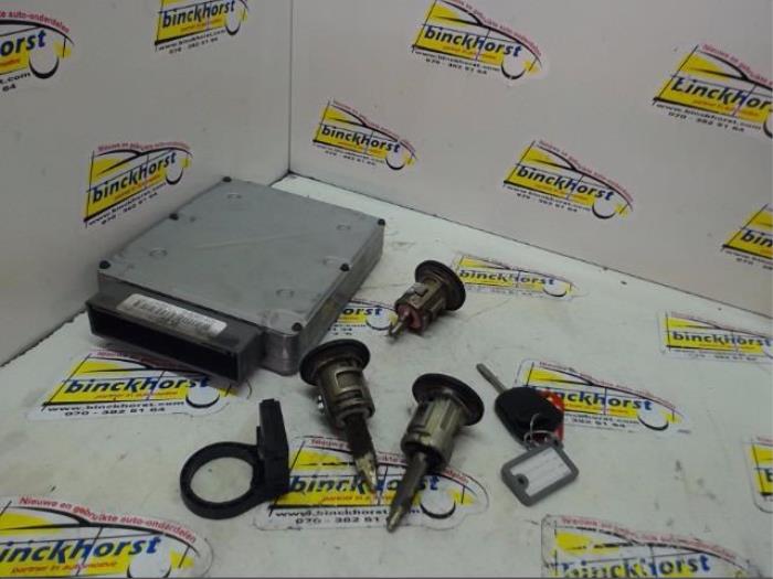Gebruikte Kontaktslot + computer Ford Transit 2.0 TDdi 16V Prijs € 124,95 Margeregeling aangeboden door Binckhorst BV