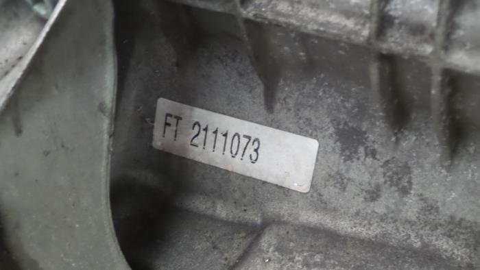 Versnellingsbak van een Volkswagen Passat Variant 4Motion (3B6) 2.8 V6 30V 2002