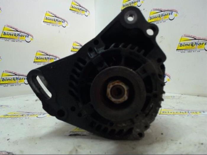 Gebruikte Dynamo Volkswagen Golf III (1H1) 1.4 CL Prijs € 31,50 Margeregeling aangeboden door Binckhorst BV