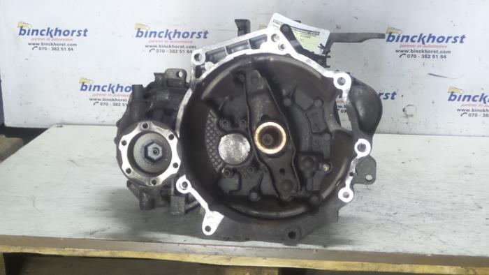 Gebruikte Versnellingsbak Volkswagen Polo IV (9N1/2/3) 1.4 TDI 75 Prijs € 183,75 Margeregeling aangeboden door Binckhorst BV