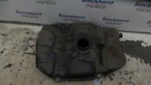 Gebruikte Brandstoftank Mercedes Vaneo (W414) 1.6 Prijs € 84,00 Margeregeling aangeboden door Binckhorst BV