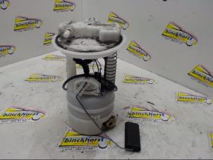 Gebruikte Tank element Pomp Nissan Micra (K12) 1.0 16V Prijs € 40,95 Margeregeling aangeboden door Binckhorst BV