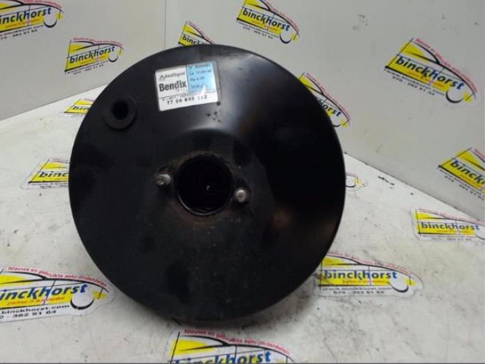 Gebruikte Rembekrachtiger Renault Megane Classic (LA) 1.6i RN,RT,Alizé Prijs € 21,00 Margeregeling aangeboden door Binckhorst BV