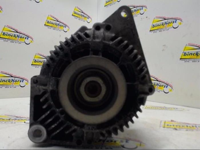 Gebruikte Dynamo Renault Kangoo (KC) 1.9 D 65 Prijs € 42,00 Margeregeling aangeboden door Binckhorst BV