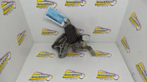 Gebruikte Motorsteun Fiat Doblo Cargo (223) 1.3 D 16V Multijet Prijs € 15,75 Margeregeling aangeboden door Binckhorst BV