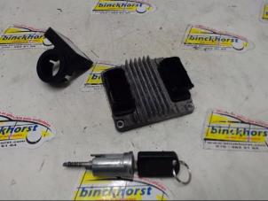 Gebruikte Kontaktslot + computer Opel Corsa C (F08/68) 1.7 DI 16V Prijs € 131,25 Margeregeling aangeboden door Binckhorst BV