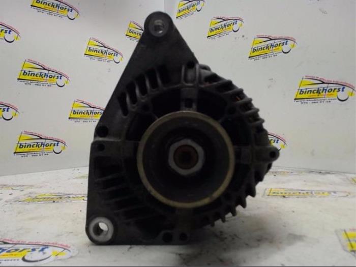 Gebruikte Dynamo Audi A4 (B5) 1.6 Prijs € 42,00 Margeregeling aangeboden door Binckhorst BV