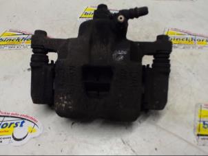 Gebruikte Remklauw (Tang) links-voor Chevrolet Matiz 0.8 S,SE Prijs € 19,95 Margeregeling aangeboden door Binckhorst BV