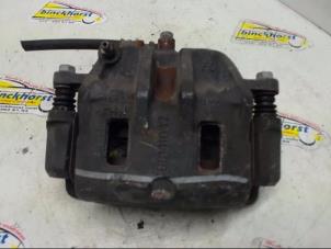 Gebruikte Remklauw (Tang) rechts-voor Hyundai Trajet Prijs € 52,50 Margeregeling aangeboden door Binckhorst BV