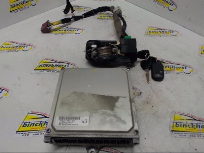 Gebruikte Kontaktslot + computer Honda Accord (CH) 1.8i 16V S,LS Prijs € 105,00 Margeregeling aangeboden door Binckhorst BV