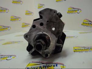 Gebruikte Dieselpomp Renault Trafic New (FL) 2.5 dCi 16V 135 Prijs € 131,25 Margeregeling aangeboden door Binckhorst BV