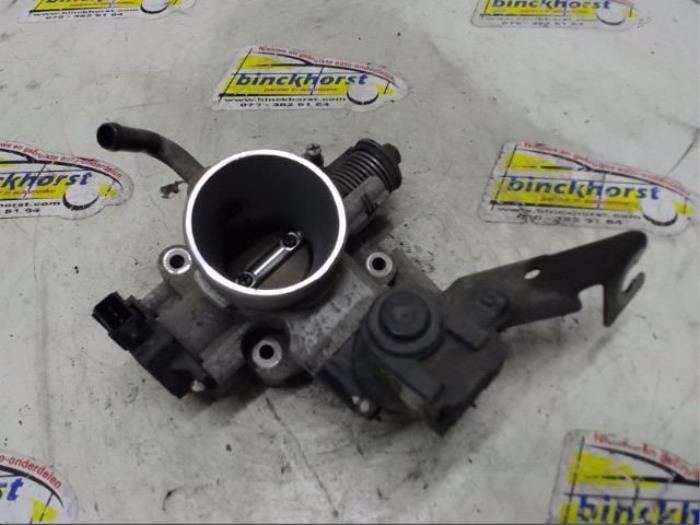 Gebruikte Gasklephuis Kia Rio (DC22/24) 1.3 Prijs € 52,50 Margeregeling aangeboden door Binckhorst BV