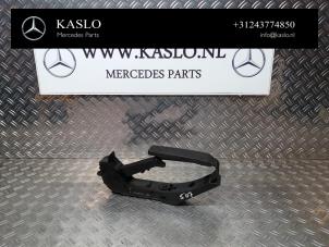 Gebruikte Gaspedaal Mercedes S (W221) 3.0 S-320 CDI 24V Prijs € 50,00 Margeregeling aangeboden door kaslo auto parts