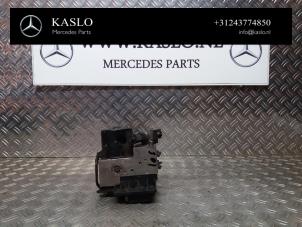 Gebruikte ABS Pomp Mercedes S (W220) 4.3 S-430 V8 24V Prijs op aanvraag aangeboden door kaslo auto parts