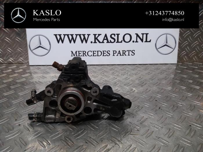 Gebruikte Dieselpomp Mercedes E (W211) 2.2 E-220 CDI 16V Prijs € 175,00 Margeregeling aangeboden door kaslo auto parts