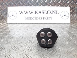 Gebruikte Schakelaar stuurbediening Mercedes SLK (R171) 1.8 200 K 16V Prijs op aanvraag aangeboden door kaslo auto parts