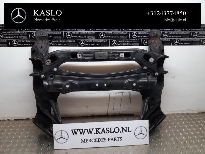 Gebruikte Subframe Mercedes S (W220) 3.2 S-320 CDI 24V Prijs op aanvraag aangeboden door kaslo auto parts