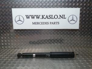 Gebruikte Schokbreker links-achter Mercedes SLK (R171) 3.5 350 V6 24V Prijs op aanvraag aangeboden door kaslo auto parts