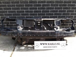 Gebruikte Frontpaneel Mercedes CL (215) 5.0 CL-500 V8 24V Prijs op aanvraag aangeboden door kaslo auto parts
