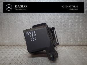 Gebruikte Luchtfilterhuis Mercedes B (W246) 1.8 B-180 CDI BlueEFFICIENCY 16V Prijs € 50,00 Margeregeling aangeboden door kaslo auto parts