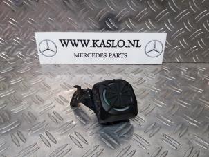 Gebruikte Alarm sirene Mercedes B (W246,242) 1.8 B-180 CDI BlueEFFICIENCY 16V Prijs op aanvraag aangeboden door kaslo auto parts