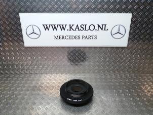 Gebruikte Krukas Poelie Mercedes C (W203) 2.7 C-270 CDI 20V Prijs € 50,00 Margeregeling aangeboden door kaslo auto parts
