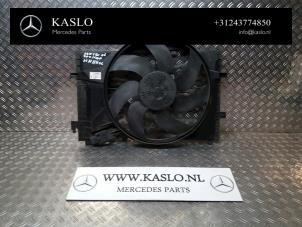 Gebruikte Radiateurfan Mercedes SLK (R171) 1.8 200 K 16V Prijs € 150,00 Margeregeling aangeboden door kaslo auto parts