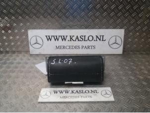 Gebruikte Airbag rechts (Dashboard) Mercedes SL (R230) 3.5 SL-350 V6 24V Prijs op aanvraag aangeboden door kaslo auto parts