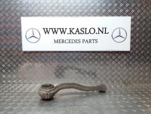 Gebruikte Triangel links-voor Mercedes SLK (R171) 1.8 200 K 16V Prijs € 25,00 Margeregeling aangeboden door kaslo auto parts